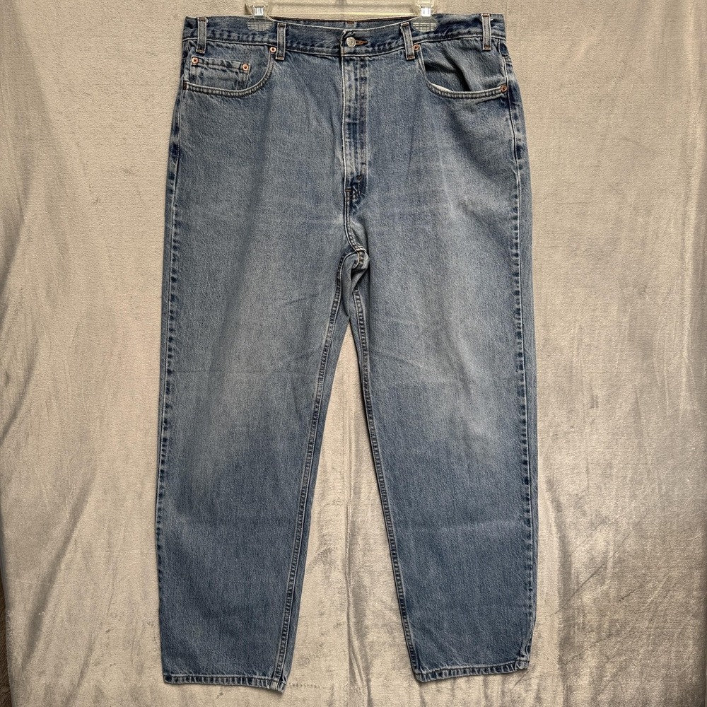 Levis 550 Jeans Mens 42x32 Blue Light Wash Relaxed Tapered Denim Cotton vtg